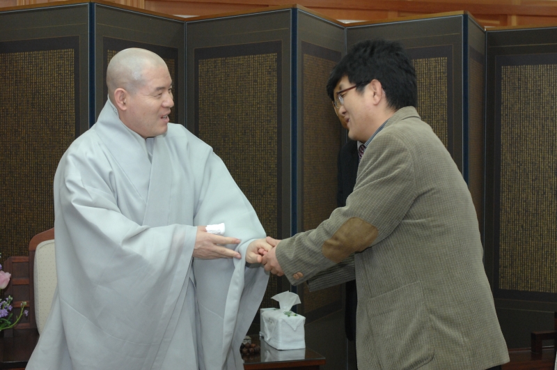 2010.01.28_오마이뉴스 오연호 대표 (2)